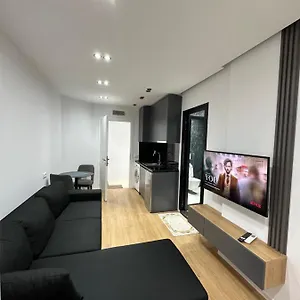  Apartment Cozystayapartments By Flow Albanien